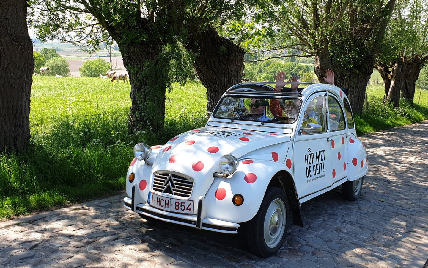 LAZY FUNDAY incl. 2CV Challenge (t.w.v. €50) - afbeelding 1