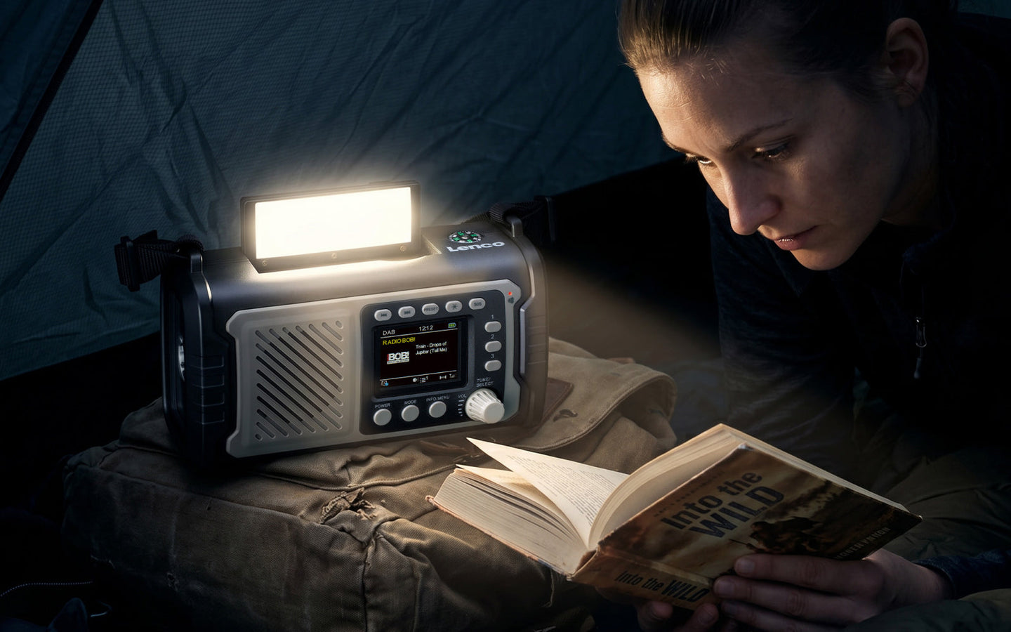 Noodradio – Lenco (DAB+/FM, Bluetooth en oplaadbare batterij, powerbank en zaklamp functie) - afbeelding 10